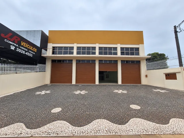 Locação - Ponto Comercial, 633 m², 13 banheiros, 5 vagas, Mezanino, Próx. ao 13º BIB - Uvaranas, Ponta Grossa.