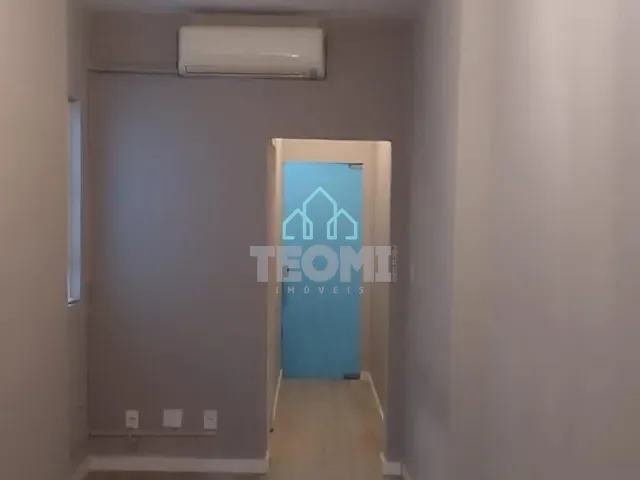 Ponto com 90m², para alugar, no bairro Centro em Taubaté