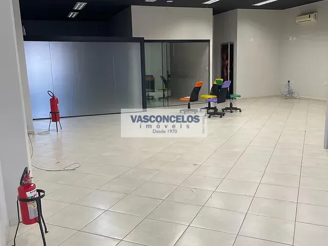 Ponto com 200m², para alugar, no bairro Vila Ema em São José dos Campos