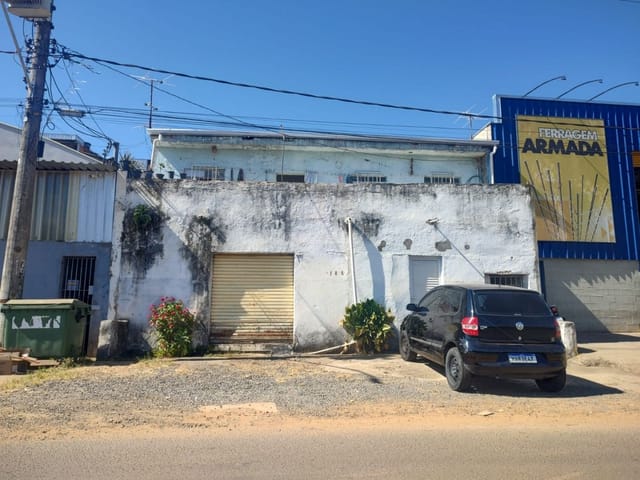 Ponto com 300m², à venda, no bairro São Judas Tadeu  em Cambuí
