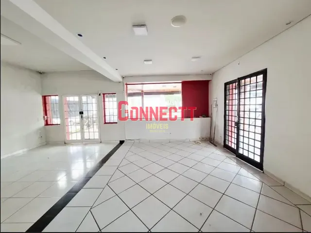 Ponto com 209m², à venda ou para alugar, no bairro Jardim Sumaré em Ribeirão Preto