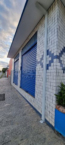 Ponto com 377m², para alugar, no bairro Parque São Domingos em Pindamonhangaba