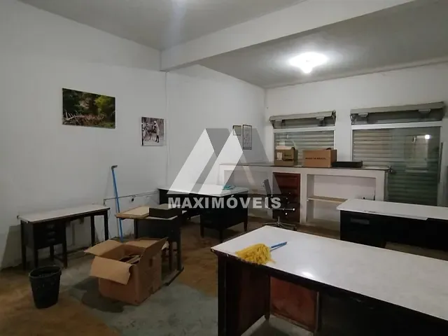 Ponto para alugar, no bairro Centro em Araçuaí