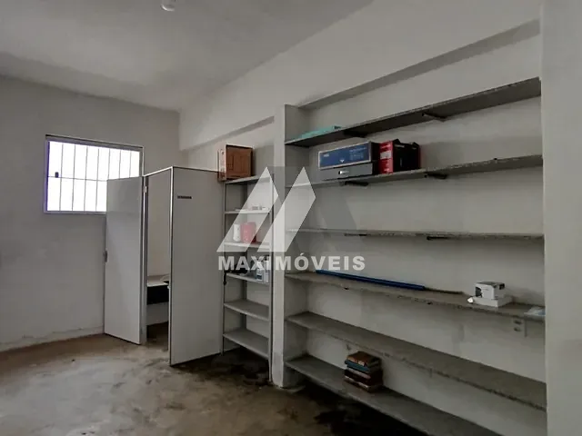 Ponto para alugar, no bairro Centro em Araçuaí