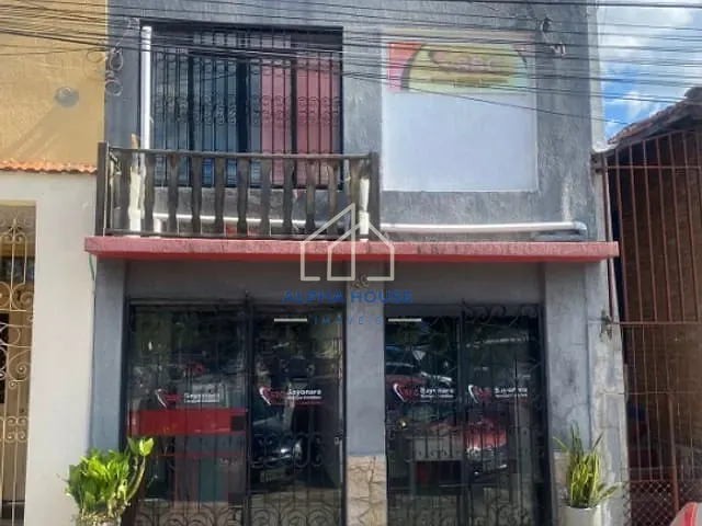 Ponto com 206m², para alugar, no bairro Parque São Benedito em Pindamonhangaba