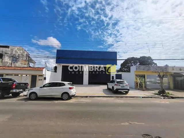 Galpão / Barracão com 600m², para alugar, no bairro Caranazal em Santarém
