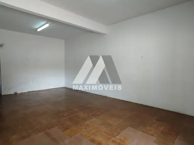 Ponto para alugar, no bairro Centro em Araçuaí