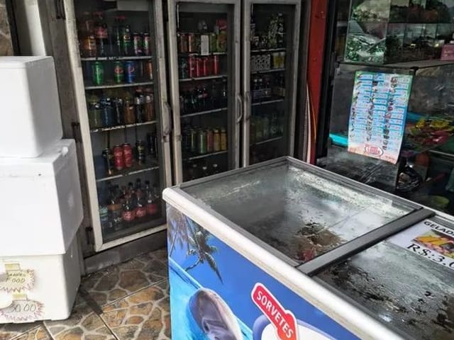 Ponto com 53m², à venda, no bairro Conceicao em Osasco