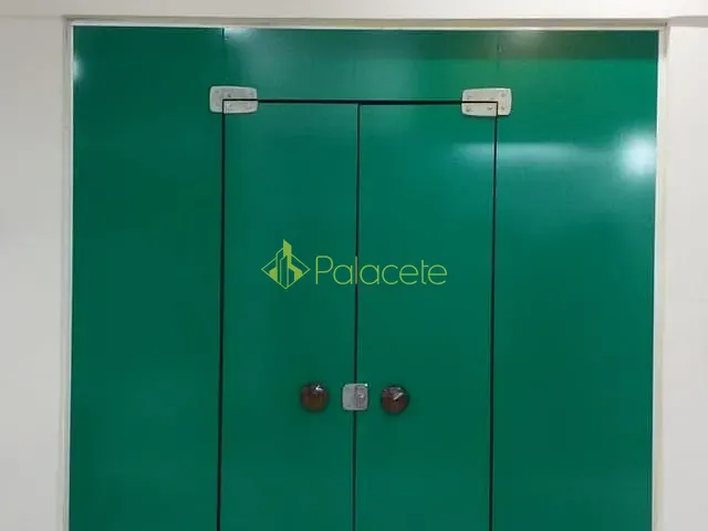 Sala com 11m², para alugar, no bairro Centro em Pindamonhangaba