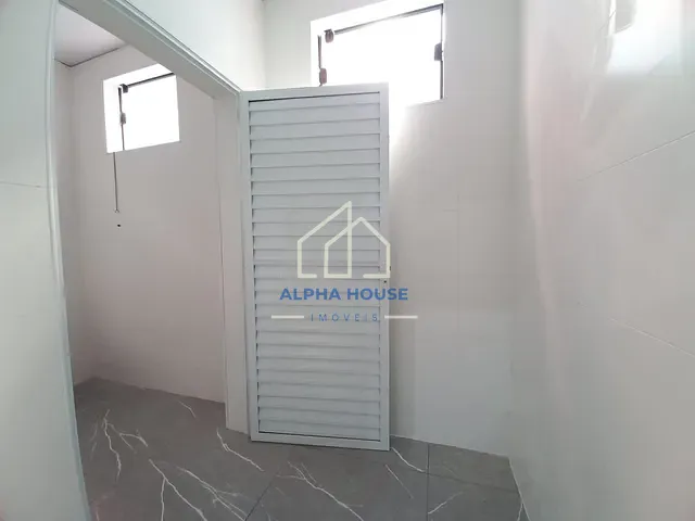 Ponto com 250m², para alugar, no bairro Residencial Jardim Aurora em Pindamonhangaba