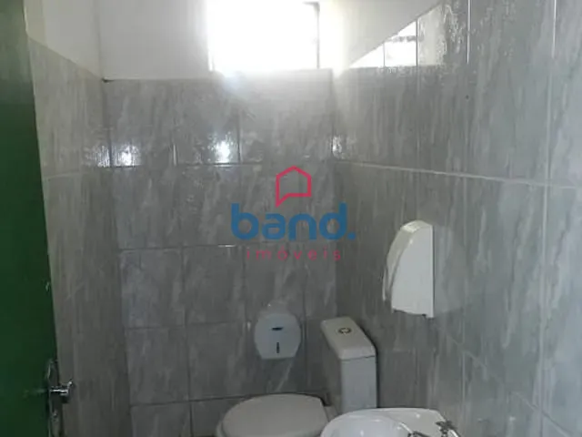 Ponto com 300m², à venda, no bairro Centro em Porto Feliz