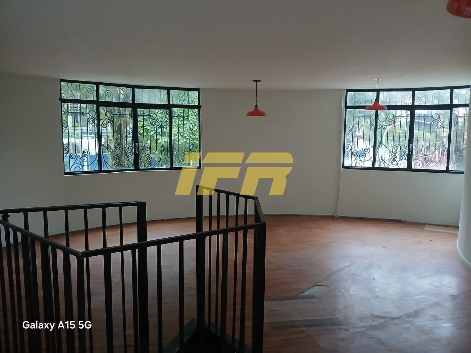 Loja-Salão, 100 m² - Foto 1