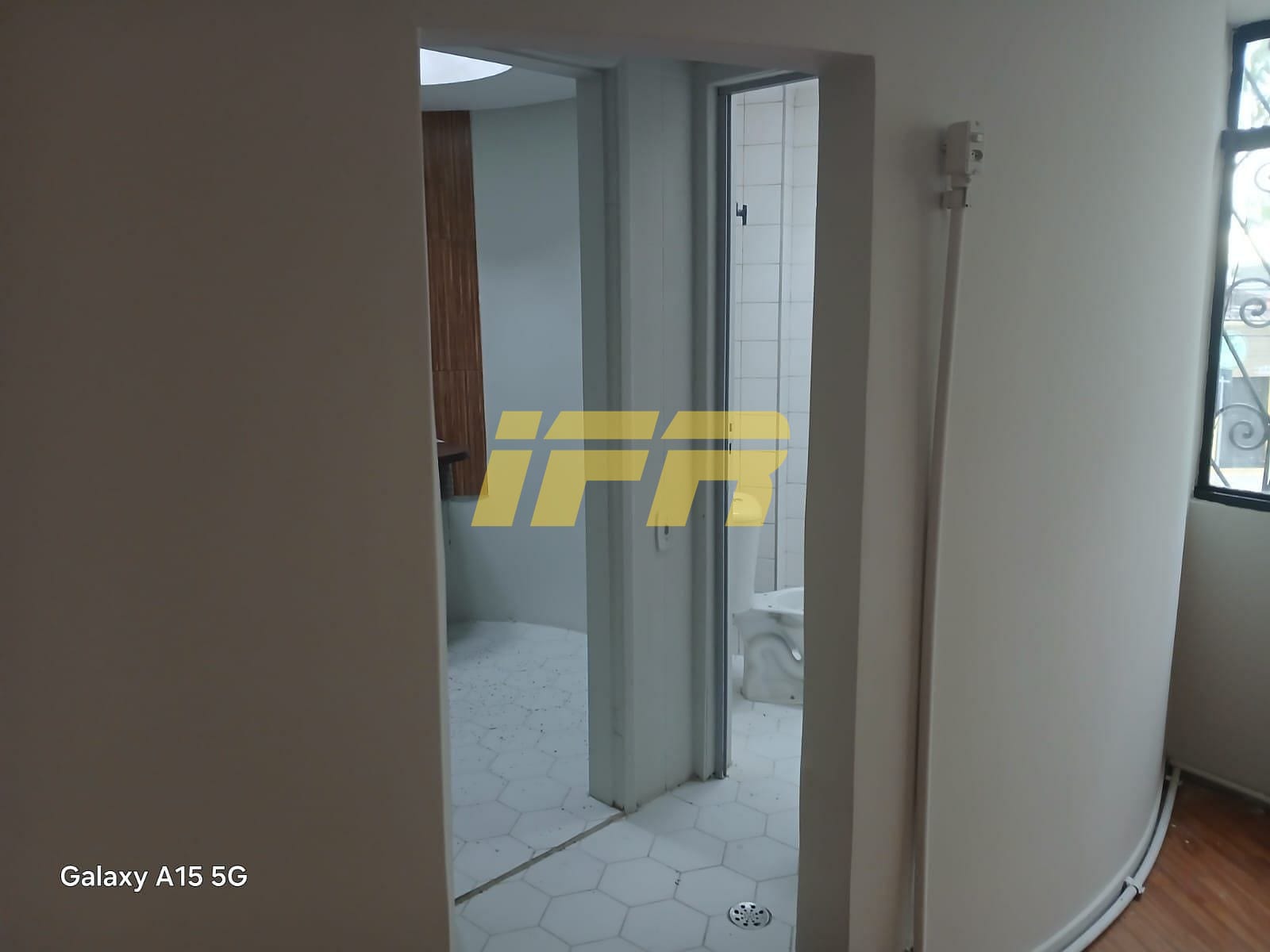 Loja-Salão, 100 m² - Foto 2