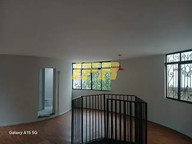 Ponto à venda ou para alugar, no bairro Jardim das Nações em Taubaté