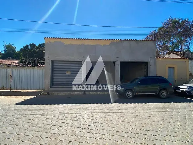 Ponto para alugar, no bairro Centro em Araçuaí