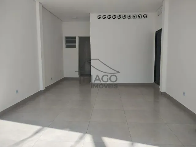 Ponto com 34m², para alugar, no bairro Quarta Parada em São Paulo