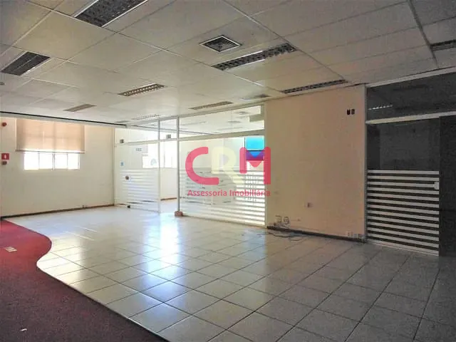 Prédio com 748m², para alugar, no bairro Centro em Taquaritinga