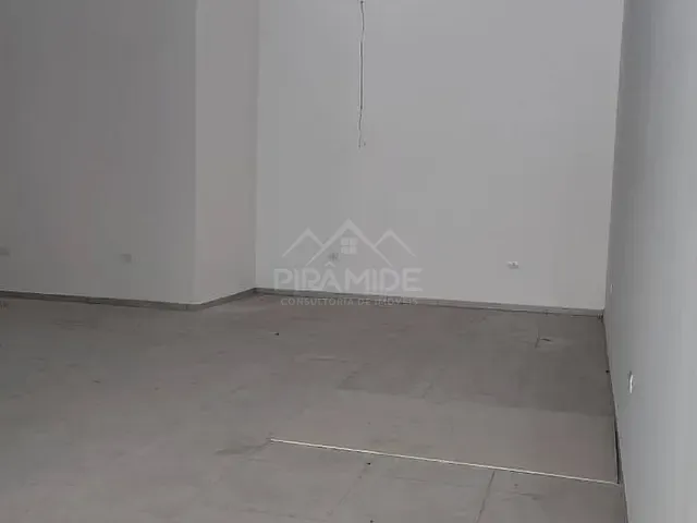 Ponto com 100m², para alugar, no bairro Centro em Poços de Caldas