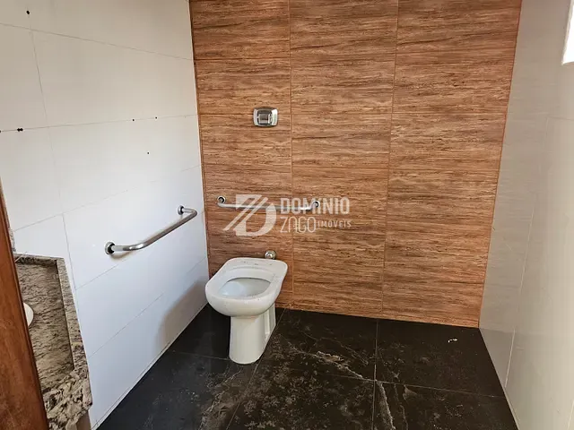 Ponto com 675m², para alugar, no bairro São Benedito em Uberaba