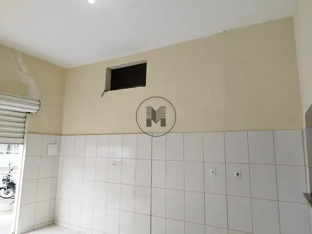 Ponto com 10m², para alugar, no bairro Engenheiro Neiva em Guaratinguetá