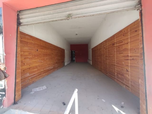 Ponto com 80m², para alugar, no bairro Vila Nossa Senhora de Fátima em São João da Boa Vista