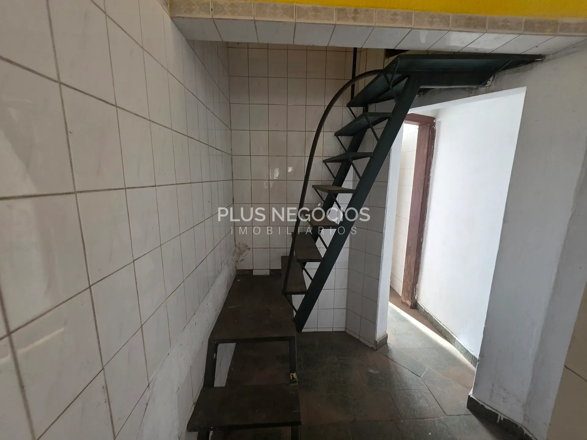 Loja-Salão, 250 m² - Foto 13