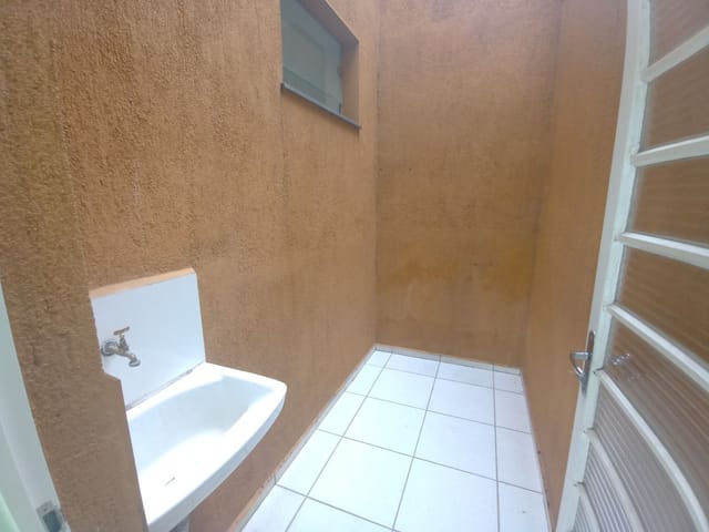 Ponto com 100m², para alugar, no bairro Centro em São João da Boa Vista
