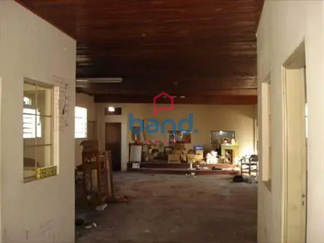 Ponto com 698m², à venda, no bairro Centro em Porto Feliz