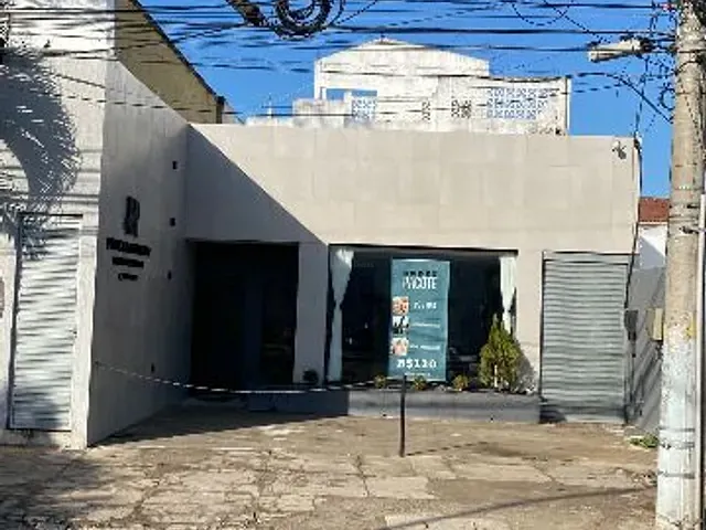 Ponto com 212m², para alugar, no bairro Centro em Campos dos Goytacazes