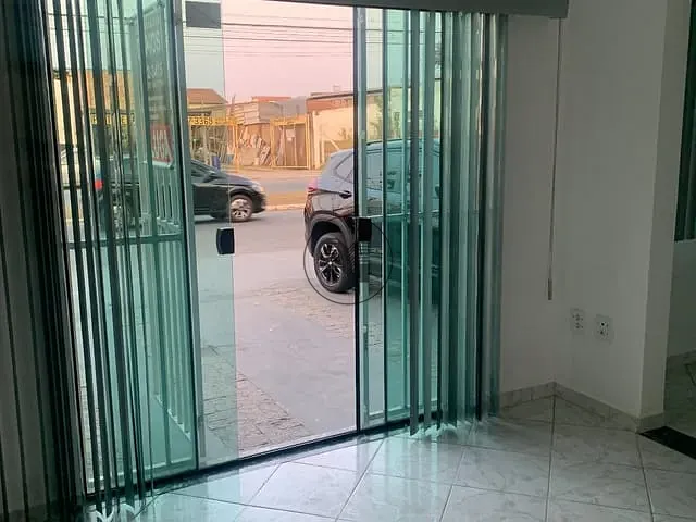 Ponto com 30m², para alugar, no bairro Parque Residencial Beira Rio em Guaratinguetá