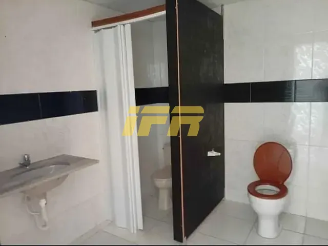 Ponto à venda ou para alugar, no bairro Centro em Ubatuba