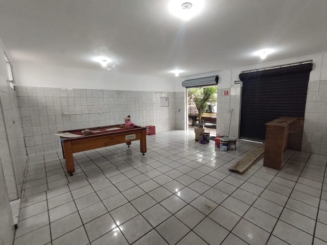 Ponto com 100m², para alugar, no bairro Centro em São João da Boa Vista