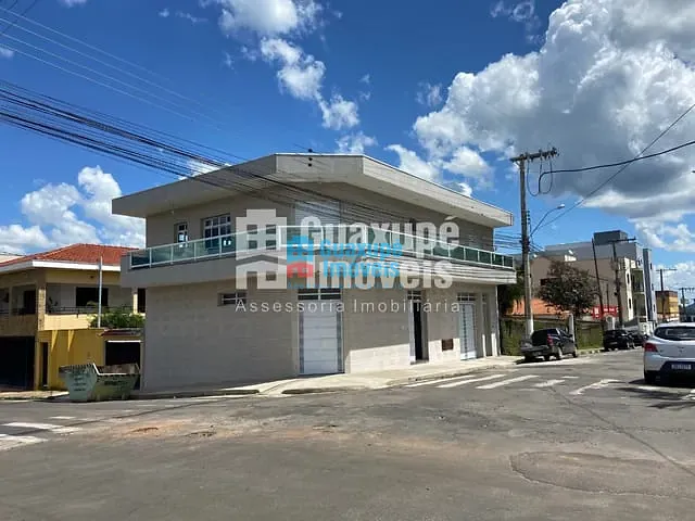 Casa com 100m², para alugar, no bairro Jardim Planalto em Guaxupé
