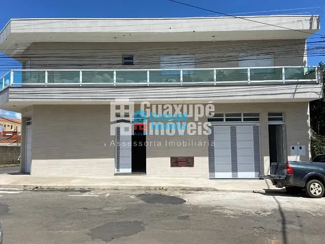 Casa com 100m², para alugar, no bairro Jardim Planalto em Guaxupé