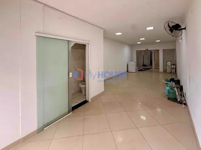 Ponto com 86m², à venda ou para alugar, no bairro Nossa Senhora da Vitória em Ilhéus