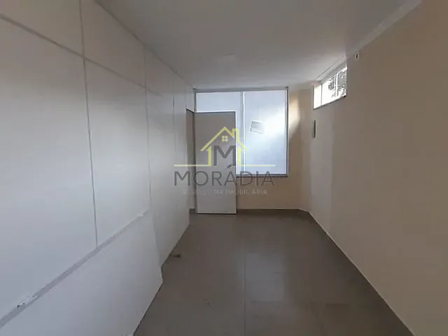 Ponto com 72m², para alugar, no bairro Centro em Guaxupé