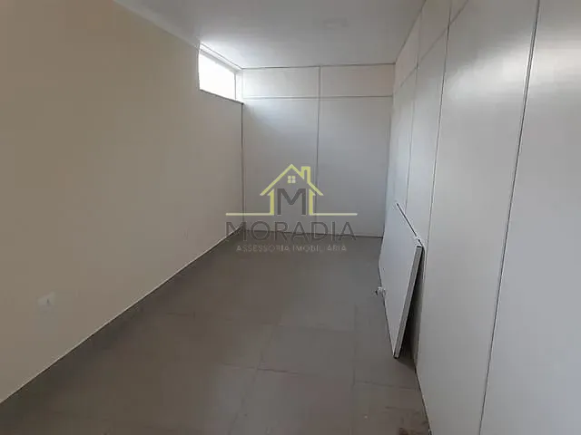 Ponto com 72m², para alugar, no bairro Centro em Guaxupé
