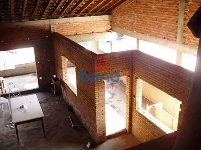 Ponto com 1150m², à venda, no bairro Vila Progresso em Porto Feliz