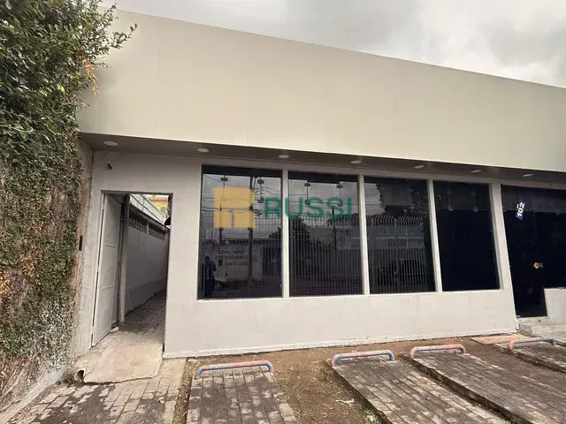 Ponto com 350m², para alugar, no bairro Palmeiras de São José em São José dos Campos