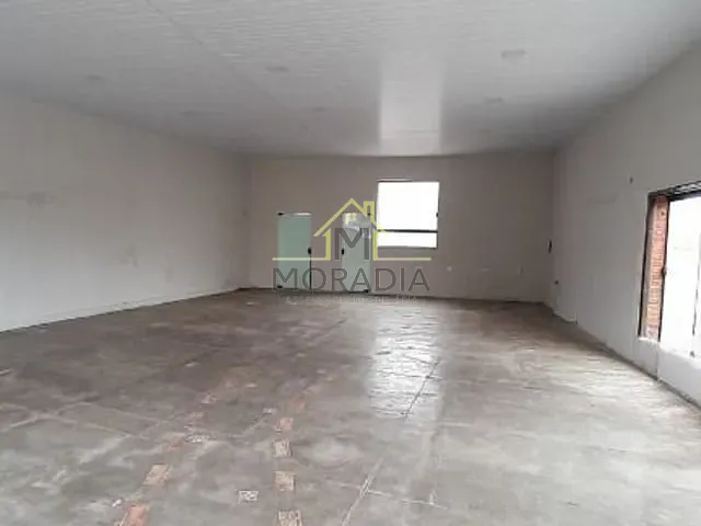 Ponto com 360m², à venda, no bairro Centro em Guaxupé