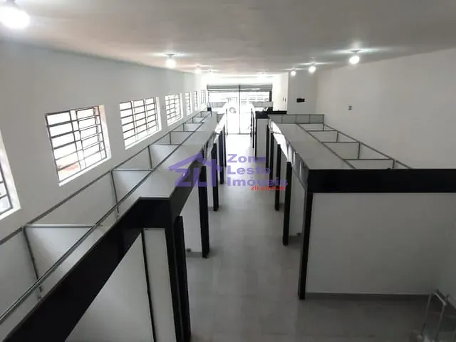 Ponto com 200m², para alugar, no bairro Cidade Centenário em São Paulo