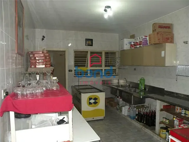 Ponto com 630m², à venda, no bairro Vila Progresso em Porto Feliz