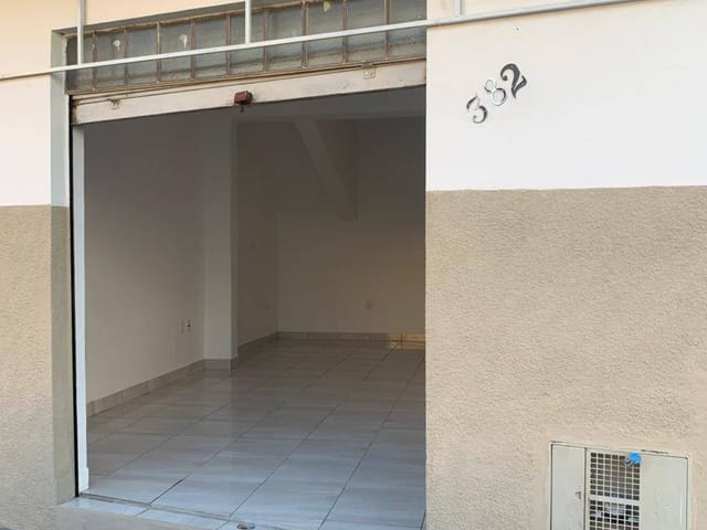 Ponto para alugar, no bairro Maria Áurea em Pindamonhangaba