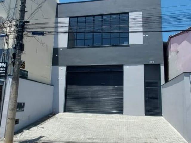 Ponto com 700m², para alugar, no bairro Centro em Cambuí