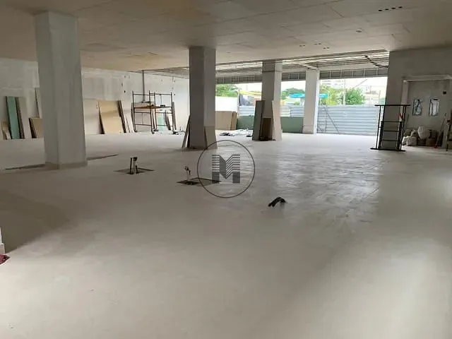 Ponto com 300m², para alugar, no bairro Portal das Colinas em Guaratinguetá