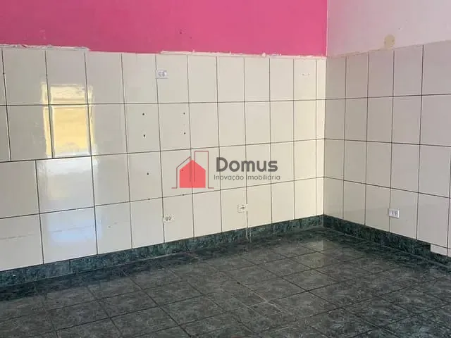 Ponto com 138m², para alugar, no bairro Maria Áurea em Pindamonhangaba