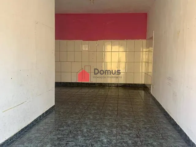 Ponto com 138m², para alugar, no bairro Maria Áurea em Pindamonhangaba