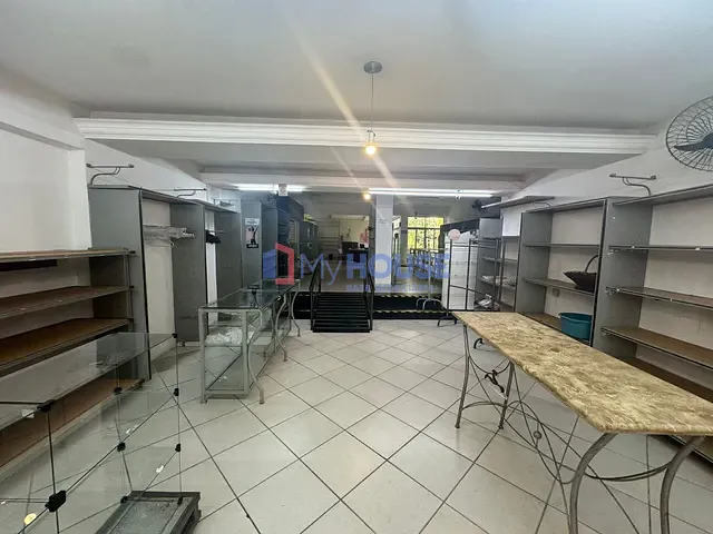 Prédio para alugar, no bairro Centro em Ilhéus