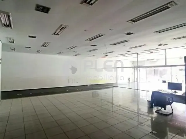 Ponto para alugar, no bairro Parada Inglesa em São Paulo
