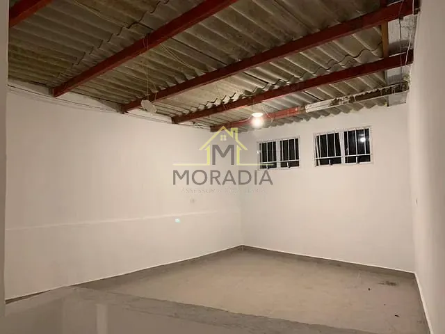 Ponto com 30m², para alugar, no bairro Centro em Guaxupé